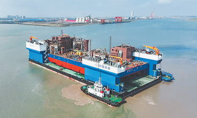 万向测速：全球最大江海移动船坞完成出海运输任务